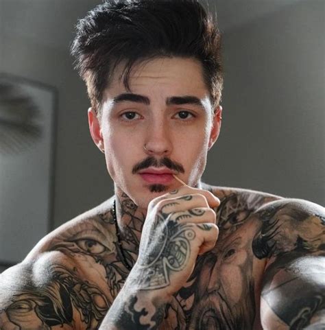 jake andrich age|Jake Andrich Bio, wiki, âge, taille, tatouage, épouse, famille ...